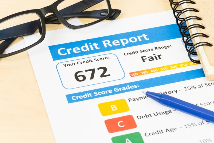 Checking a credit score on a phone